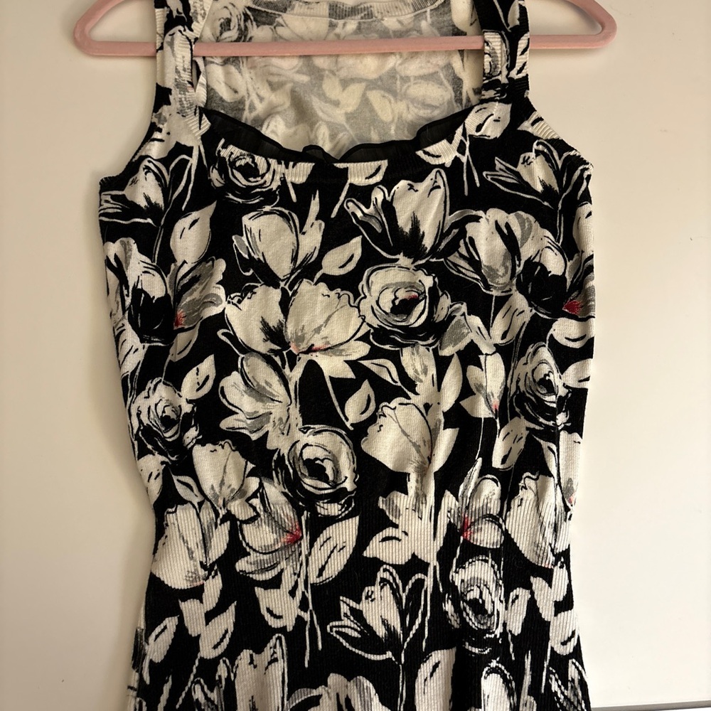 Tank top size medium